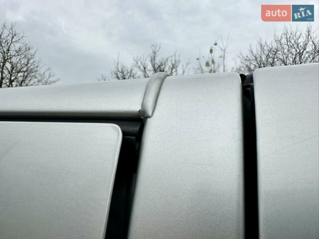 Серый Опель Виваро, объемом двигателя 1.9 л и пробегом 578 тыс. км за 10900 $, фото 17 на Automoto.ua