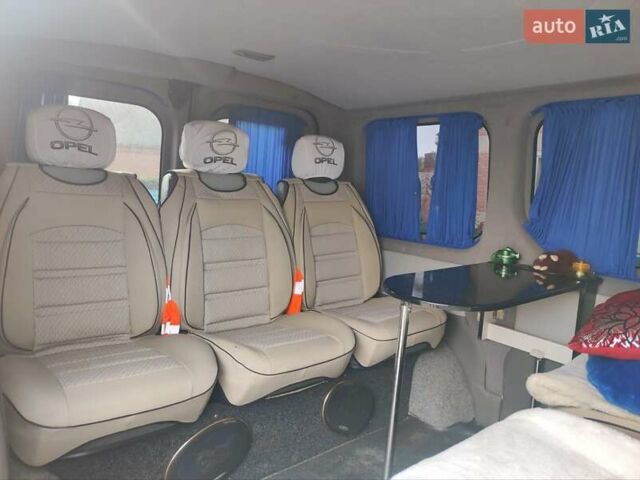 Серый Опель Виваро, объемом двигателя 2 л и пробегом 235 тыс. км за 9000 $, фото 16 на Automoto.ua