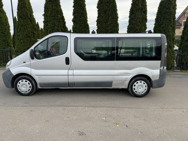 Сірий Опель Віваро, об'ємом двигуна 1.9 л та пробігом 340 тис. км за 3500 $, фото 4 на Automoto.ua