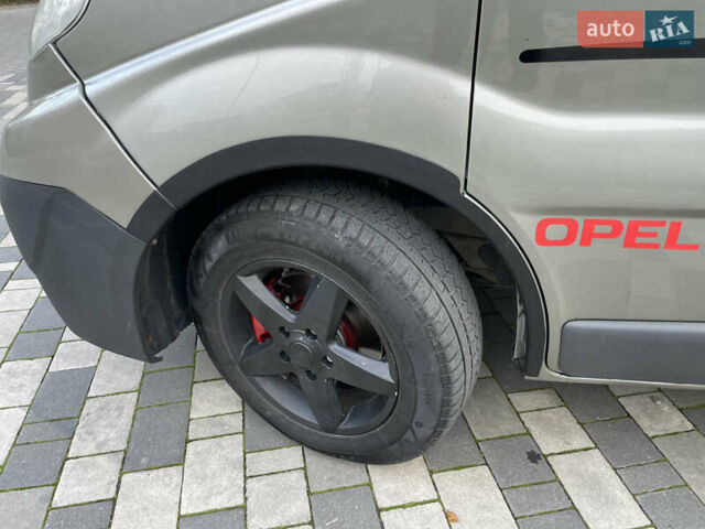 Серый Опель Виваро, объемом двигателя 2 л и пробегом 320 тыс. км за 9000 $, фото 29 на Automoto.ua