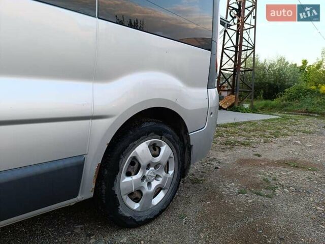 Сірий Опель Віваро, об'ємом двигуна 2 л та пробігом 306 тис. км за 8700 $, фото 25 на Automoto.ua