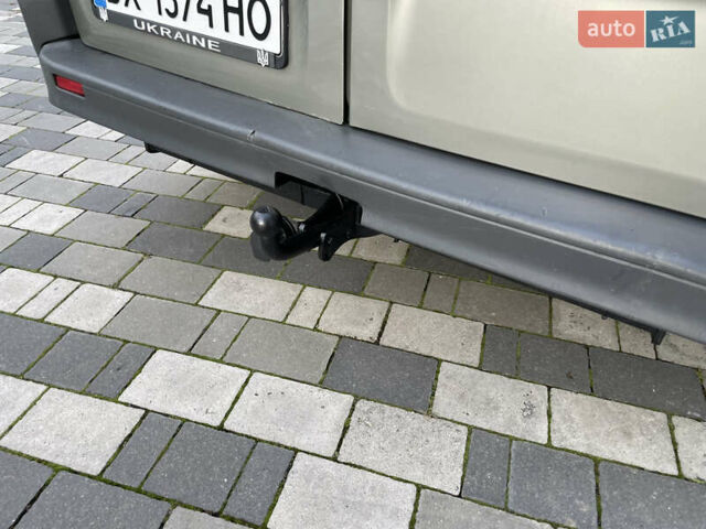 Серый Опель Виваро, объемом двигателя 2 л и пробегом 320 тыс. км за 9000 $, фото 23 на Automoto.ua