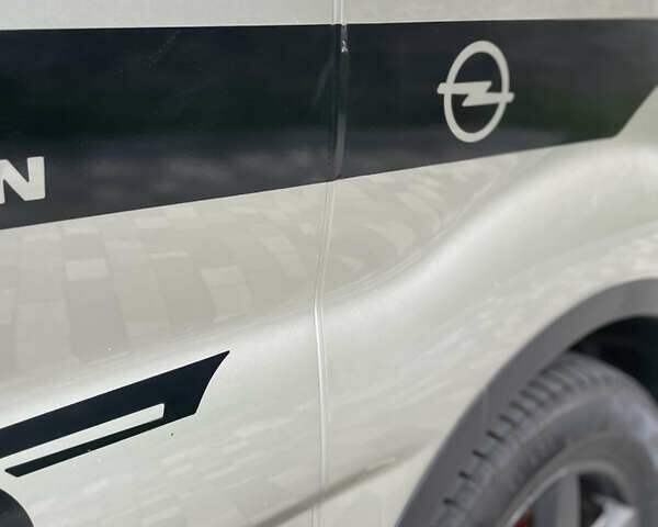 Серый Опель Виваро, объемом двигателя 2 л и пробегом 320 тыс. км за 9000 $, фото 28 на Automoto.ua