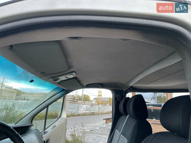 Серый Опель Виваро, объемом двигателя 2 л и пробегом 320 тыс. км за 9000 $, фото 34 на Automoto.ua