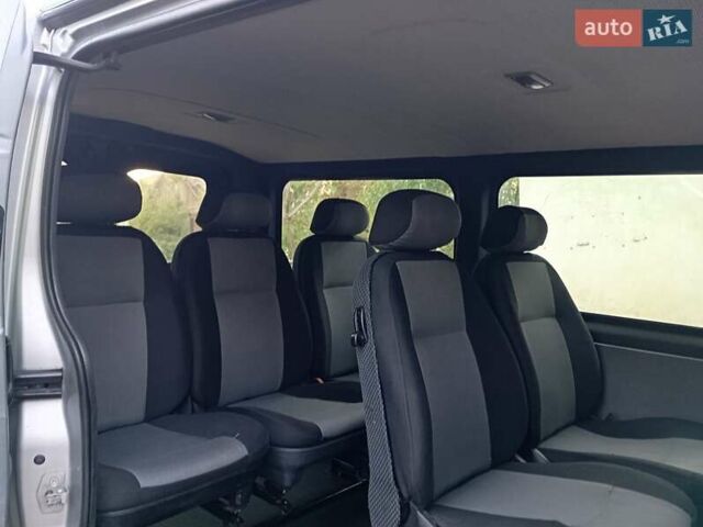 Серый Опель Виваро, объемом двигателя 2 л и пробегом 416 тыс. км за 10200 $, фото 6 на Automoto.ua