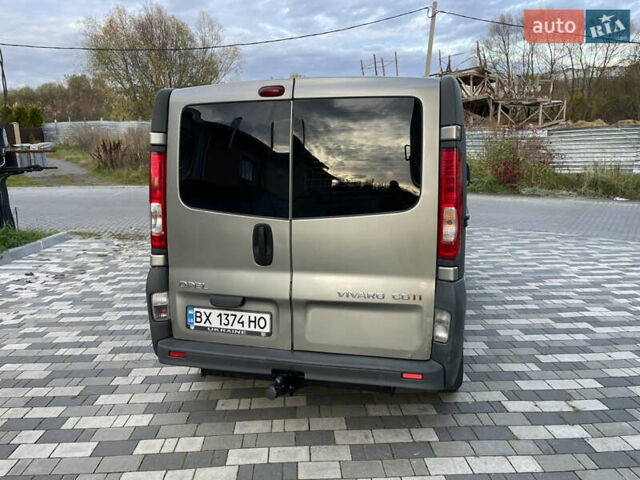 Серый Опель Виваро, объемом двигателя 2 л и пробегом 320 тыс. км за 9000 $, фото 9 на Automoto.ua