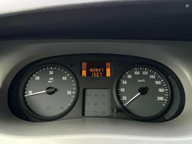 Сірий Опель Віваро, об'ємом двигуна 2.5 л та пробігом 160 тис. км за 7500 $, фото 13 на Automoto.ua