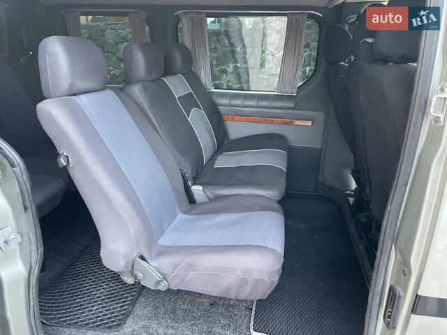 Серый Опель Виваро, объемом двигателя 2 л и пробегом 320 тыс. км за 9000 $, фото 41 на Automoto.ua