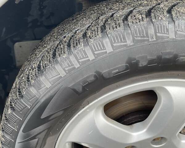 Серый Опель Виваро, объемом двигателя 2 л и пробегом 266 тыс. км за 8500 $, фото 12 на Automoto.ua