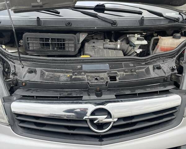 Серый Опель Виваро, объемом двигателя 2 л и пробегом 266 тыс. км за 8500 $, фото 16 на Automoto.ua
