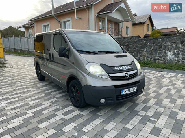 Серый Опель Виваро, объемом двигателя 2 л и пробегом 320 тыс. км за 9000 $, фото 51 на Automoto.ua