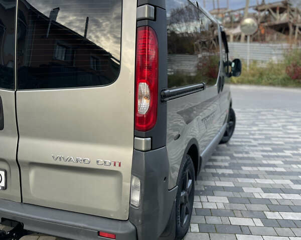 Серый Опель Виваро, объемом двигателя 2 л и пробегом 320 тыс. км за 9000 $, фото 24 на Automoto.ua