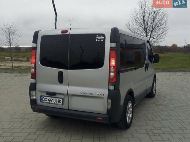 Сірий Опель Віваро, об'ємом двигуна 2 л та пробігом 254 тис. км за 9000 $, фото 4 на Automoto.ua