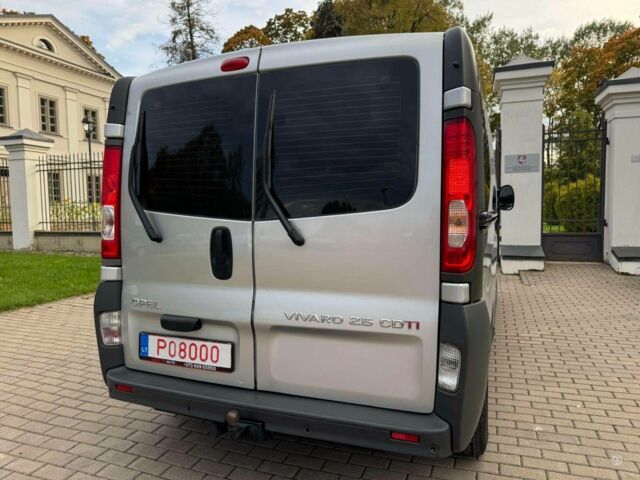 Сірий Опель Віваро, об'ємом двигуна 2.5 л та пробігом 160 тис. км за 7500 $, фото 17 на Automoto.ua