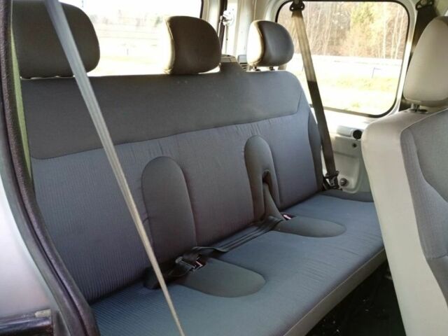 Серый Опель Виваро, объемом двигателя 0 л и пробегом 223 тыс. км за 3765 $, фото 3 на Automoto.ua