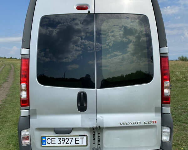 Сірий Опель Віваро, об'ємом двигуна 2 л та пробігом 516 тис. км за 9500 $, фото 4 на Automoto.ua
