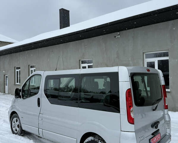 Серый Опель Виваро, объемом двигателя 2 л и пробегом 246 тыс. км за 12799 $, фото 14 на Automoto.ua