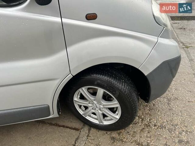 Опель Виваро 2008 в Стрые на Automoto.ua Серый Опель Виваро, объемом двигателя 2 л и пробегом 325 тыс. км за 9900 $, фото 38 на Automoto.ua