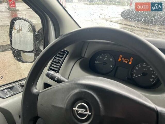 Опель Виваро 2008 в Стрые на Automoto.ua Серый Опель Виваро, объемом двигателя 2 л и пробегом 325 тыс. км за 9900 $, фото 49 на Automoto.ua