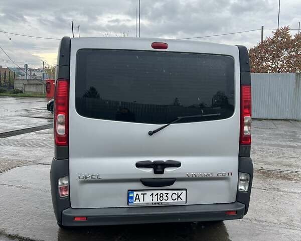 Опель Виваро 2008 в Стрые на Automoto.ua Серый Опель Виваро, объемом двигателя 2 л и пробегом 325 тыс. км за 9900 $, фото 14 на Automoto.ua