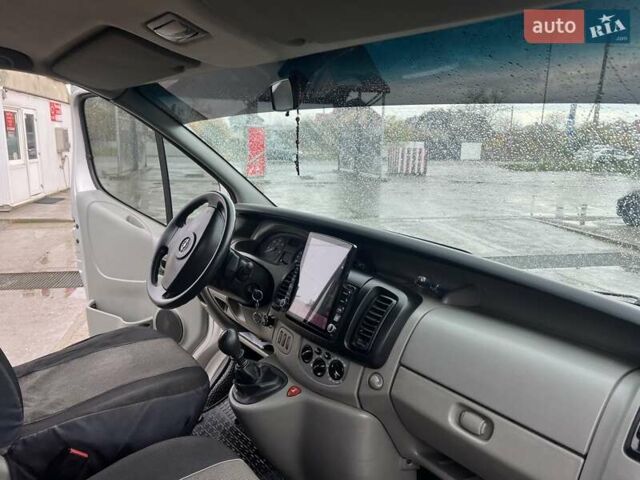 Опель Виваро 2008 в Стрые на Automoto.ua Серый Опель Виваро, объемом двигателя 2 л и пробегом 325 тыс. км за 9900 $, фото 42 на Automoto.ua