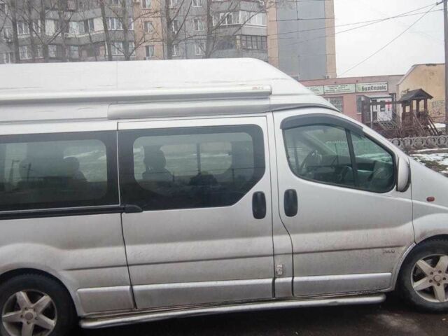 Серый Опель Виваро, объемом двигателя 2 л и пробегом 315 тыс. км за 9600 $, фото 14 на Automoto.ua