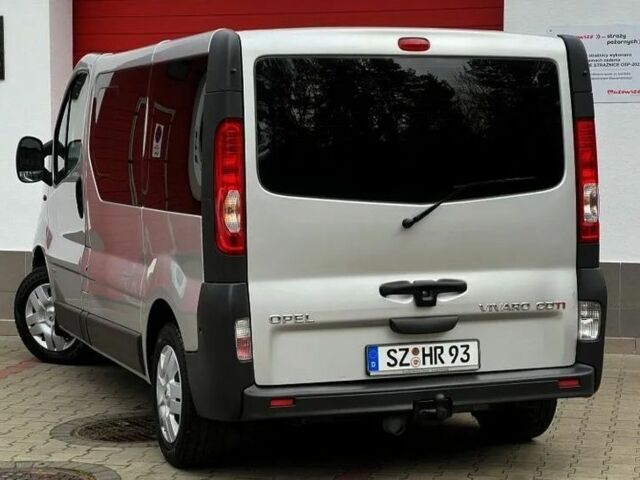 Серый Опель Виваро, объемом двигателя 2 л и пробегом 225 тыс. км за 7100 $, фото 6 на Automoto.ua