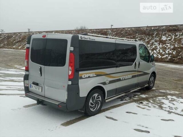 Сірий Опель Віваро, об'ємом двигуна 2 л та пробігом 269 тис. км за 10500 $, фото 3 на Automoto.ua