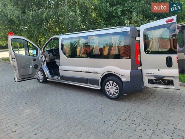 Серый Опель Виваро, объемом двигателя 2 л и пробегом 265 тыс. км за 10400 $, фото 51 на Automoto.ua