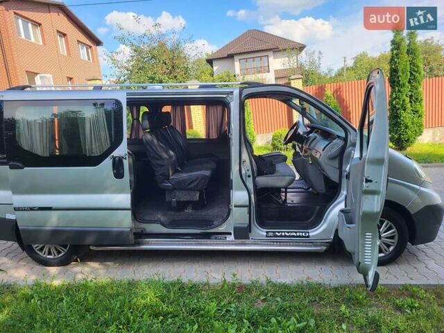 Серый Опель Виваро, объемом двигателя 2 л и пробегом 265 тыс. км за 10400 $, фото 63 на Automoto.ua