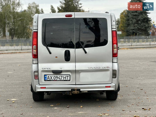 Серый Опель Виваро, объемом двигателя 2 л и пробегом 283 тыс. км за 9200 $, фото 9 на Automoto.ua
