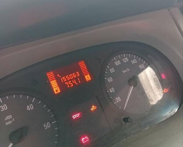 Серый Опель Виваро, объемом двигателя 2 л и пробегом 156 тыс. км за 10700 $, фото 11 на Automoto.ua