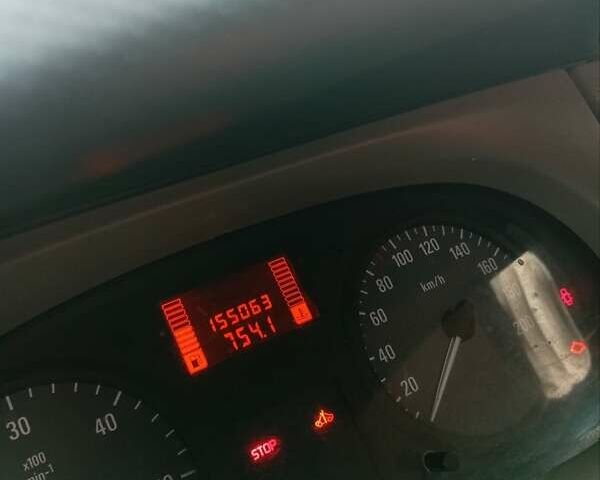 Серый Опель Виваро, объемом двигателя 2 л и пробегом 156 тыс. км за 10700 $, фото 3 на Automoto.ua