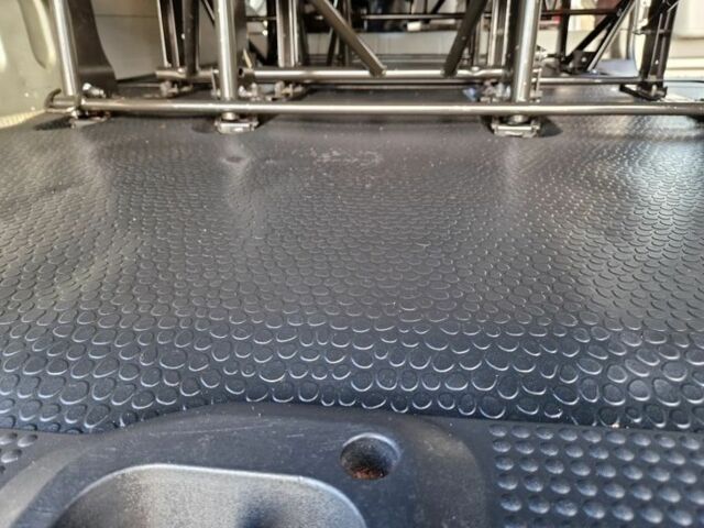 Серый Опель Виваро, объемом двигателя 2 л и пробегом 183 тыс. км за 7000 $, фото 17 на Automoto.ua