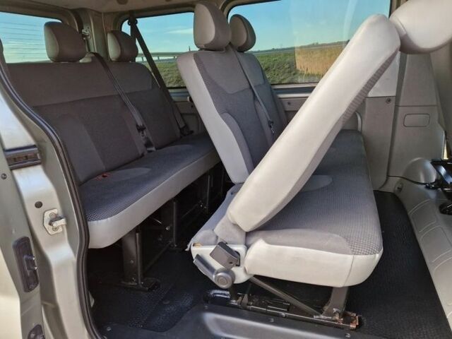 Серый Опель Виваро, объемом двигателя 2 л и пробегом 183 тыс. км за 7000 $, фото 20 на Automoto.ua