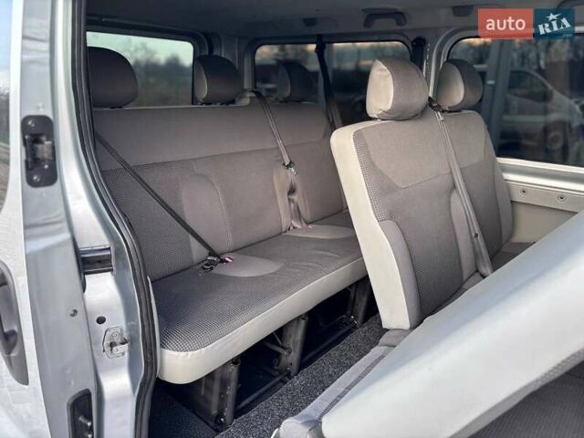 Сірий Опель Віваро, об'ємом двигуна 2 л та пробігом 243 тис. км за 13499 $, фото 20 на Automoto.ua