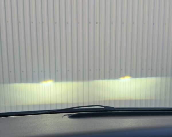 Сірий Опель Віваро, об'ємом двигуна 2.5 л та пробігом 317 тис. км за 11700 $, фото 24 на Automoto.ua