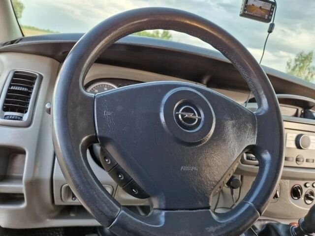 Серый Опель Виваро, объемом двигателя 2 л и пробегом 183 тыс. км за 7000 $, фото 13 на Automoto.ua