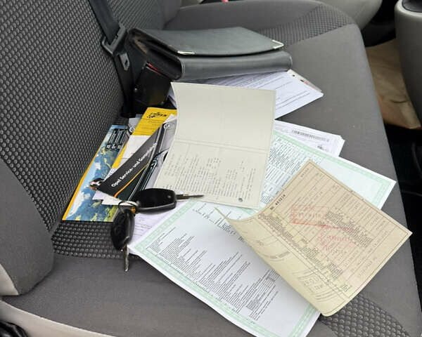 Серый Опель Виваро, объемом двигателя 2 л и пробегом 223 тыс. км за 12900 $, фото 29 на Automoto.ua