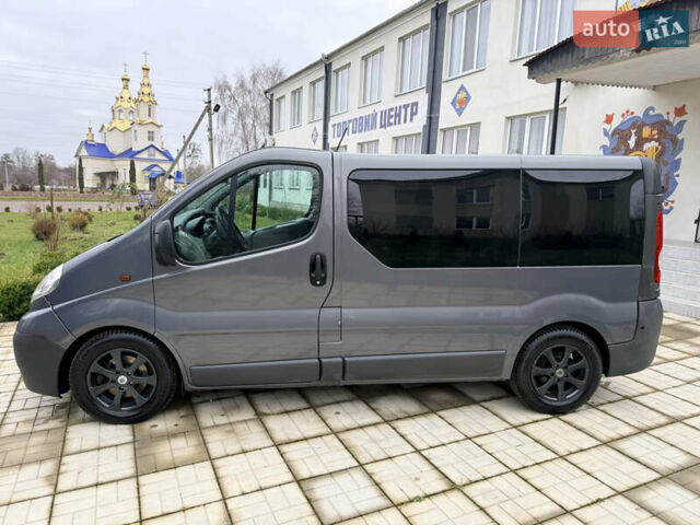 Серый Опель Виваро, объемом двигателя 2 л и пробегом 223 тыс. км за 12900 $, фото 11 на Automoto.ua