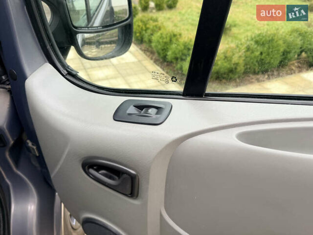 Серый Опель Виваро, объемом двигателя 2 л и пробегом 223 тыс. км за 12900 $, фото 21 на Automoto.ua