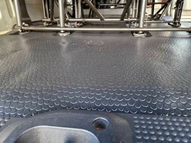 Серый Опель Виваро, объемом двигателя 2 л и пробегом 258 тыс. км за 7800 $, фото 9 на Automoto.ua