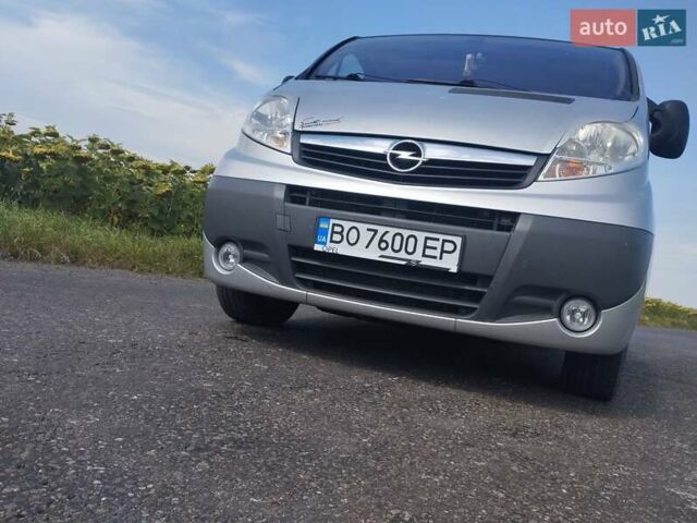Сірий Опель Віваро, об'ємом двигуна 2.5 л та пробігом 248 тис. км за 13650 $, фото 48 на Automoto.ua