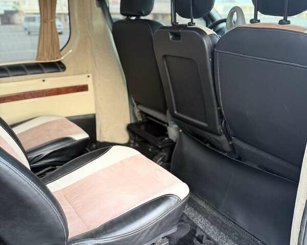 Сірий Опель Віваро, об'ємом двигуна 2.5 л та пробігом 317 тис. км за 11700 $, фото 19 на Automoto.ua