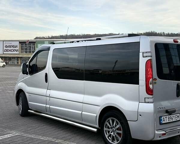 Сірий Опель Віваро, об'ємом двигуна 2.5 л та пробігом 317 тис. км за 11700 $, фото 6 на Automoto.ua