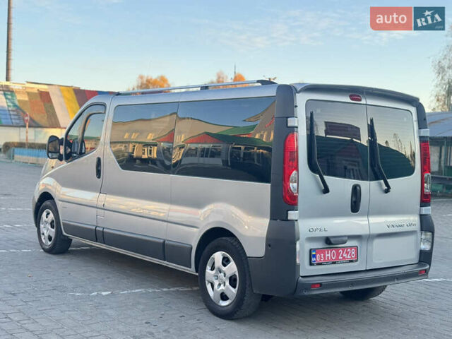 Серый Опель Виваро, объемом двигателя 2 л и пробегом 285 тыс. км за 13950 $, фото 10 на Automoto.ua