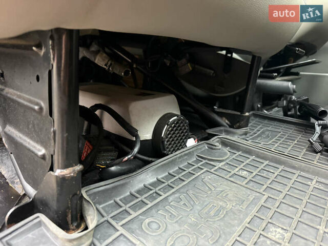 Серый Опель Виваро, объемом двигателя 2 л и пробегом 278 тыс. км за 12700 $, фото 36 на Automoto.ua