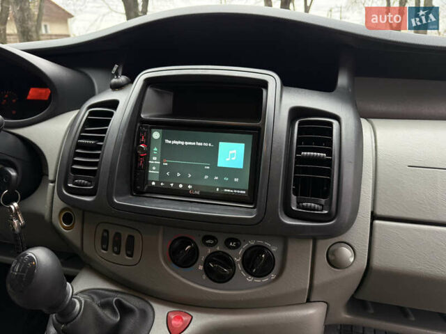 Серый Опель Виваро, объемом двигателя 2 л и пробегом 278 тыс. км за 12700 $, фото 32 на Automoto.ua