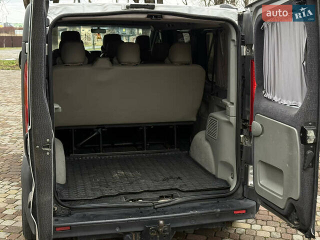 Серый Опель Виваро, объемом двигателя 2 л и пробегом 278 тыс. км за 12700 $, фото 20 на Automoto.ua