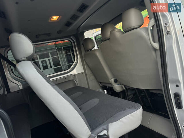 Серый Опель Виваро, объемом двигателя 2 л и пробегом 285 тыс. км за 13950 $, фото 68 на Automoto.ua